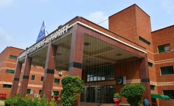 LDA Building, Johar town Lahore (Near Expo Center)